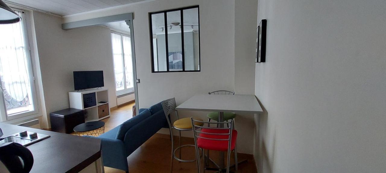Appartement Coquet Sur Les Hauteurs De Montmartre París Exterior foto